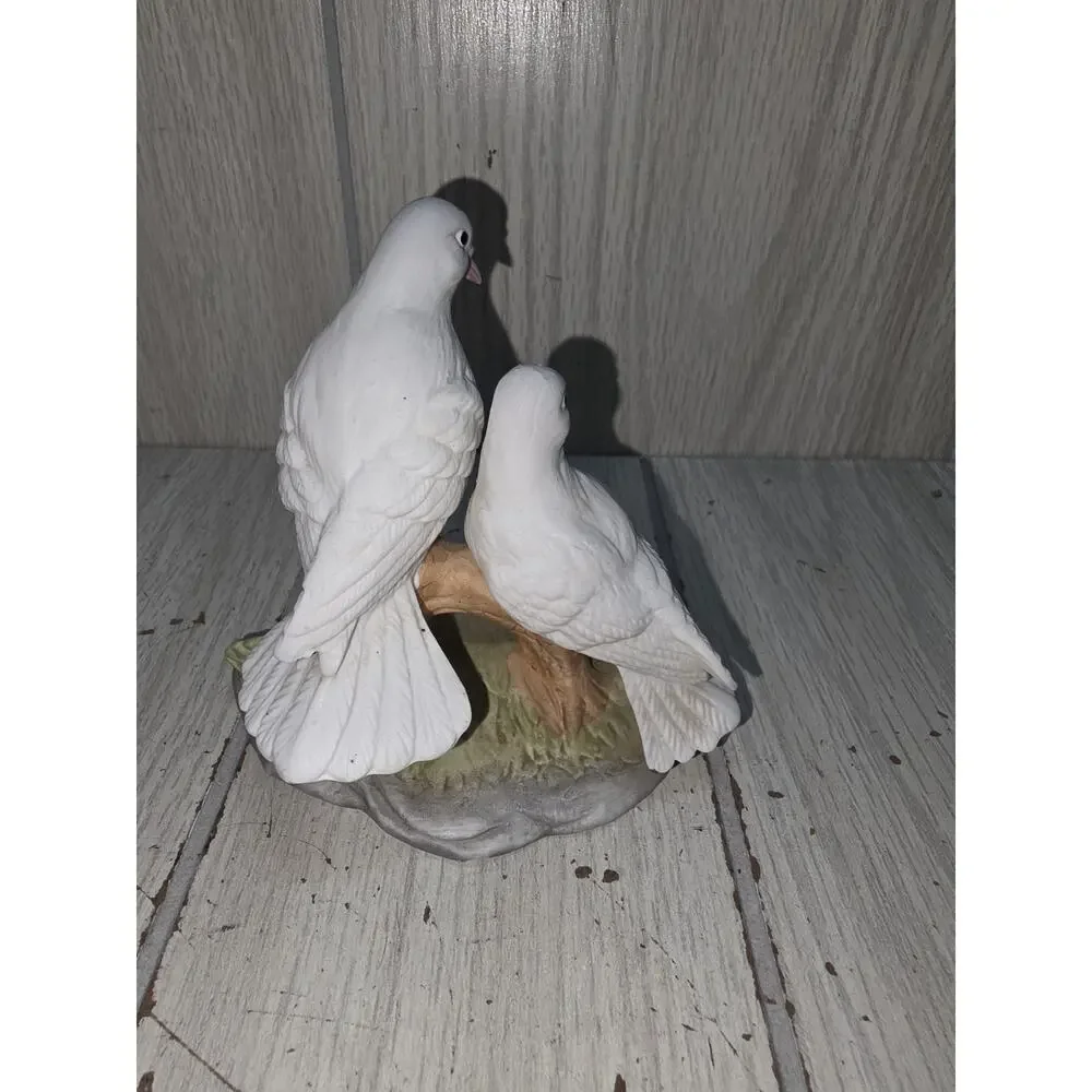 Vtg Hand Painted Love Doves Bisque Porcelain Figurine Two Birds Tree Branch